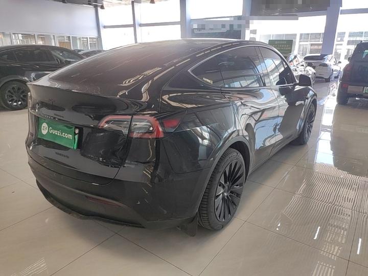 Model Y 2022 Facelift RWD photo 4