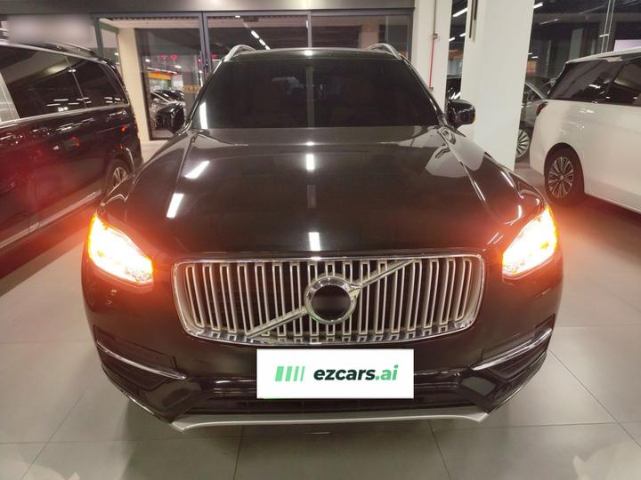 XC90 2018 T6 7-Seater photo 2