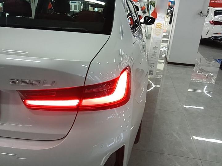 3 Series 2024 325Li M Sport Package photo 7
