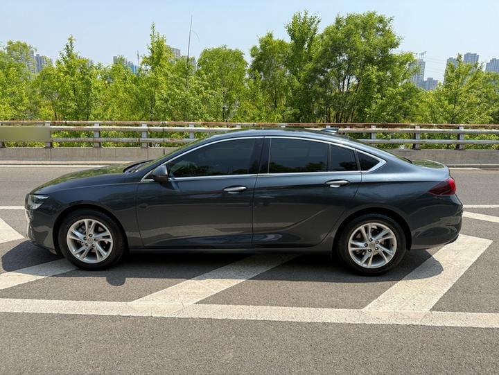 Regal 2020 552T Luxury photo 4
