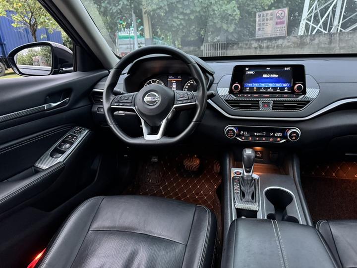 Teana 2019 2.0L XL Comfort photo 4