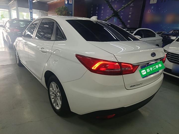 Escort 2019 Facelift 1.5L AT China VI photo 4