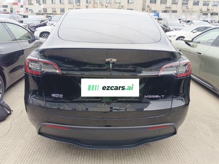 Model Y 2024 Long Range AWD photo 5