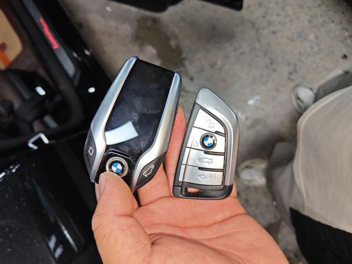 5 Series EV 2021 535Le Luxury photo 8