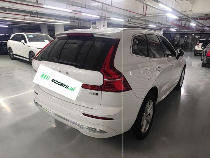 XC60 2022 B5 AWD Luxury photo 4
