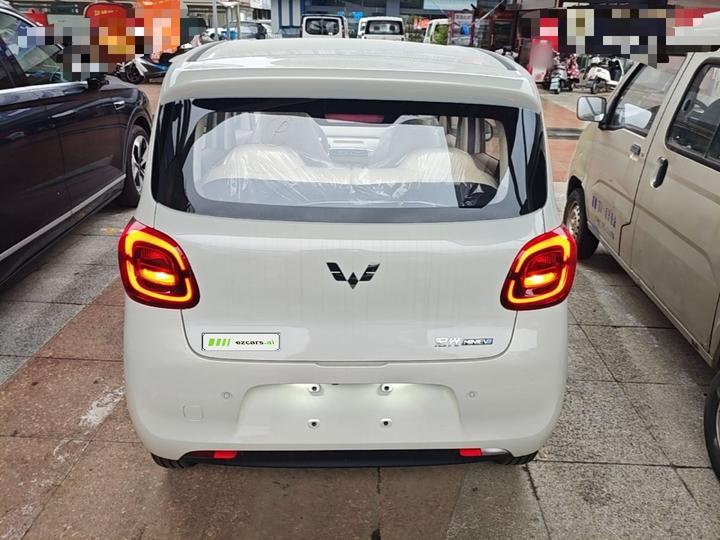 Hongguang MINIEV 2025 4th Gen 4-Door Advanced photo 5