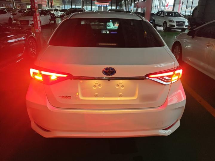 Corolla 2021 Hybrid 1.8L E-CVT Elite photo 5
