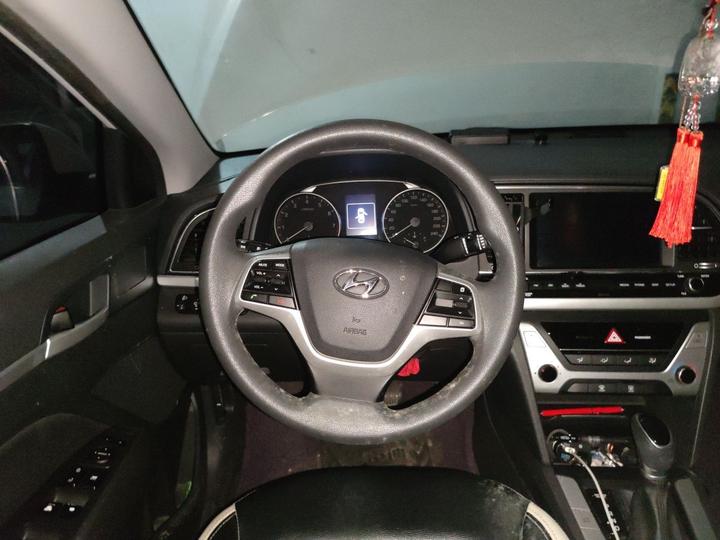 Elantra 2016 1.6L AT Smart Elite photo 3
