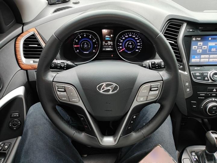 Santa Fe 2015 2.4L AT RWD Smart 5-Seater photo 6
