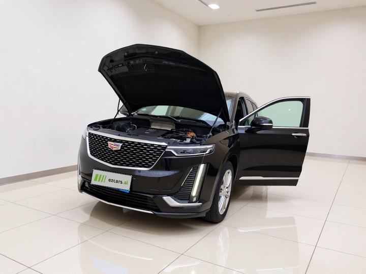 XT6 2022 2.0T 6-Seater AWD Luxury
