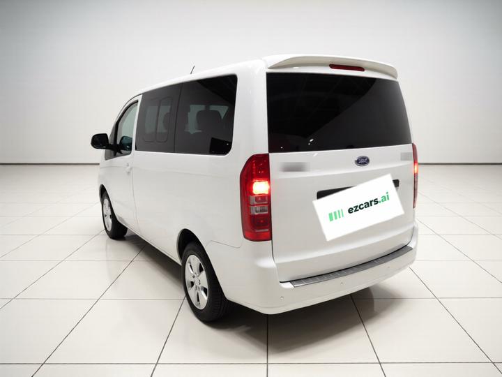 Refine M3 2025 1.8L MT Comfort 7/8-Seater photo 4