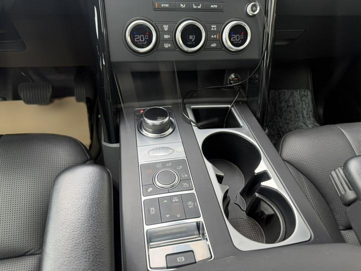 Discovery 2019 3.0 SC V6 SE photo 6