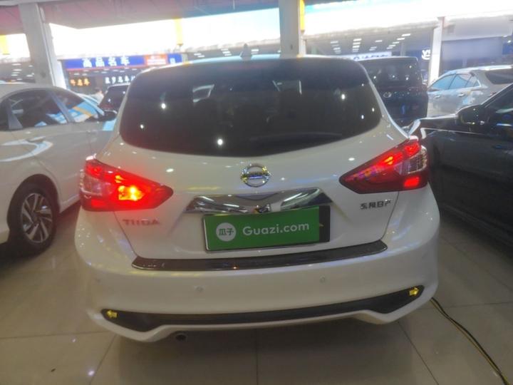 Tiida 2021 1.6L CVT photo 3