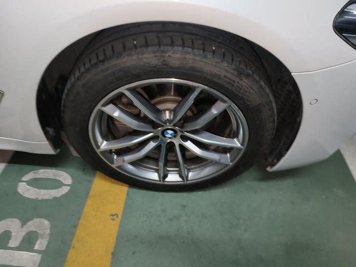 5 Series 2020 525Li M Sport Package photo 8