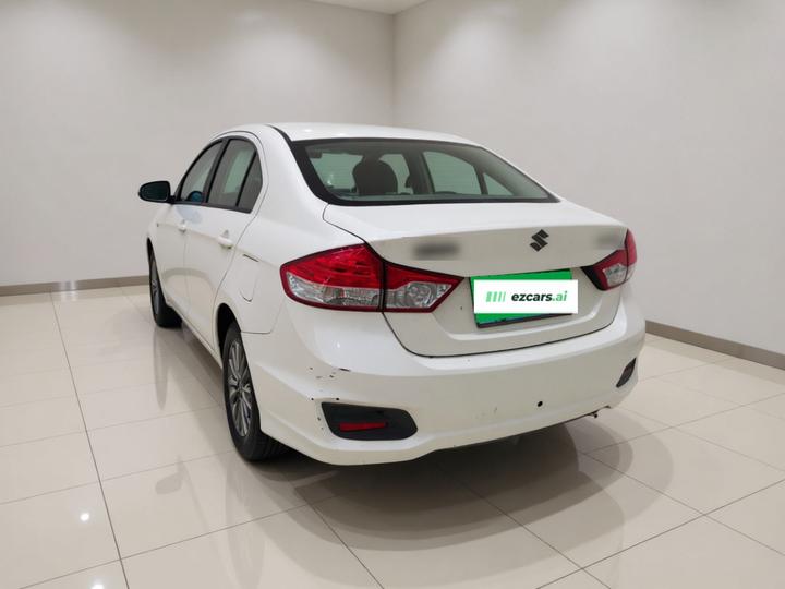 2015 1.6L MT photo 4