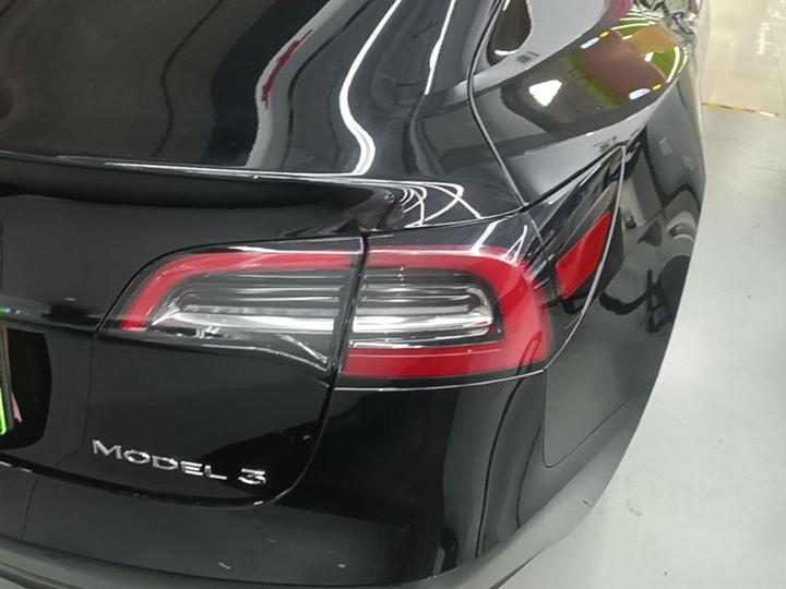 Model 3 2022 RWD photo 7