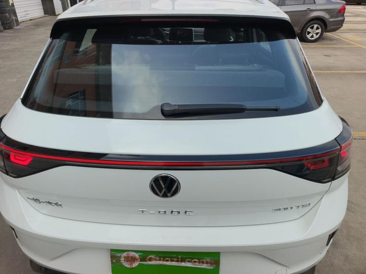 T-Roc 2025 300TSI DSG RWD photo 3