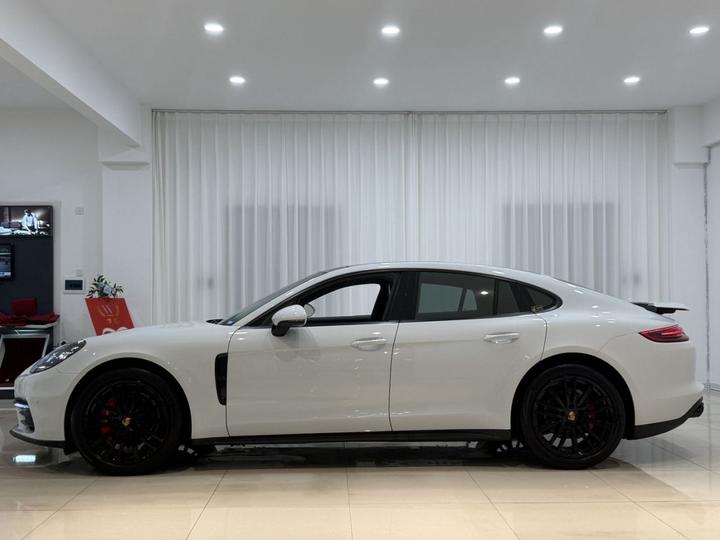 2017 Panamera 3.0T photo 3