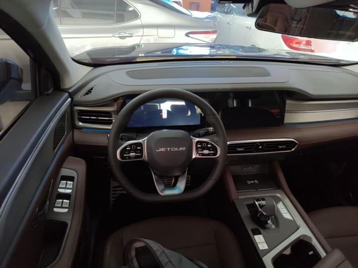 X90 PLUS 2023 Facelift 1.6TD DCT 7-Seater photo 6