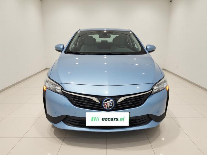 6 2020 PHEV photo 2