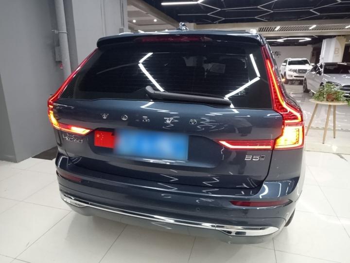 XC60 2024 B5 AWD Luxury photo 3