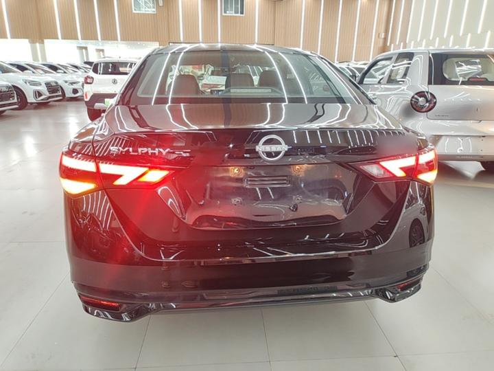 Sylphy 2023 1.6L CVT Enjoy photo 3