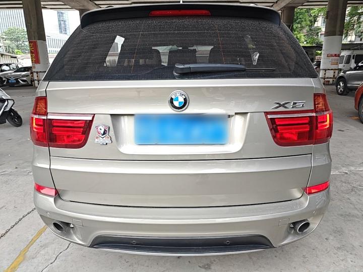X5 Imported 2011 xDrive35i Leading photo 3