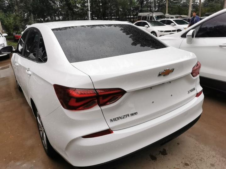 Cruze 2022 320 AT photo 4
