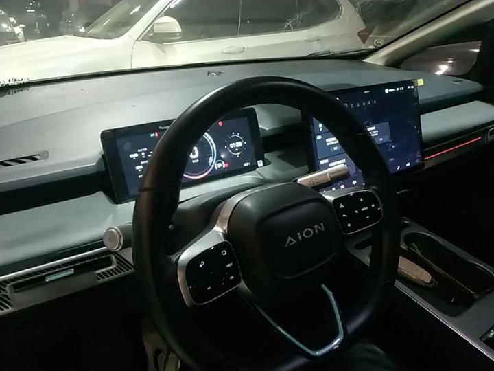 AION Y 2022 Plus 70 photo 5