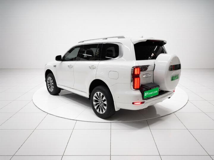 500 EV 2026 Hi4-T Smart photo 4