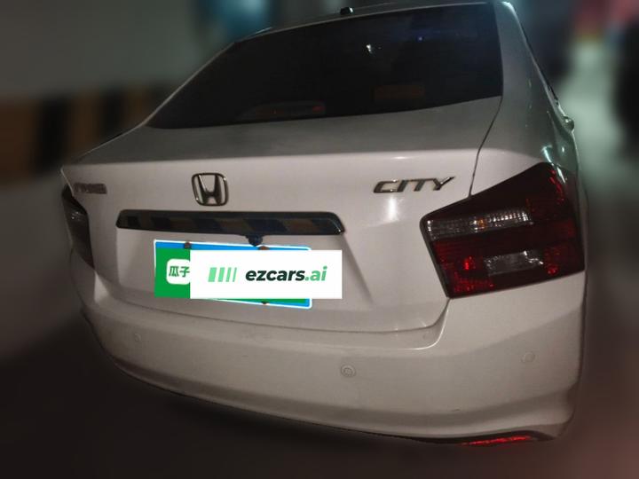 Classic 2012 1.5L MT Elite photo 5