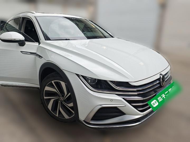 FAW-Volkswagen CC 2021 330TSI photo 3