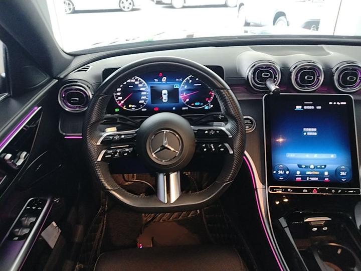 C-Class 2022 Facelift C 260 L Sport photo 2