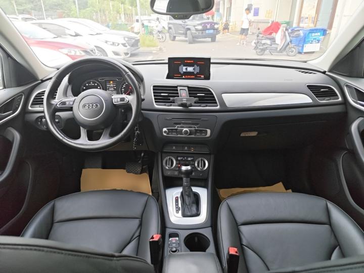 Q3 2015 35 TFSI photo 5