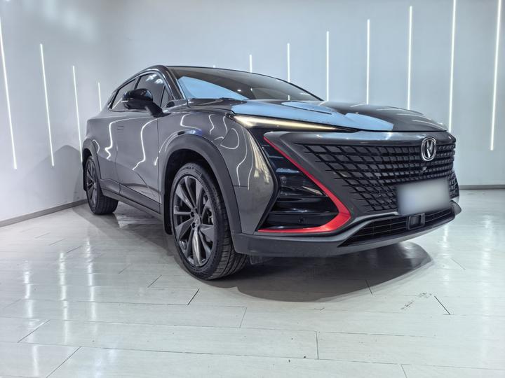 UNI-T 2020 1.5T Premium photo 2
