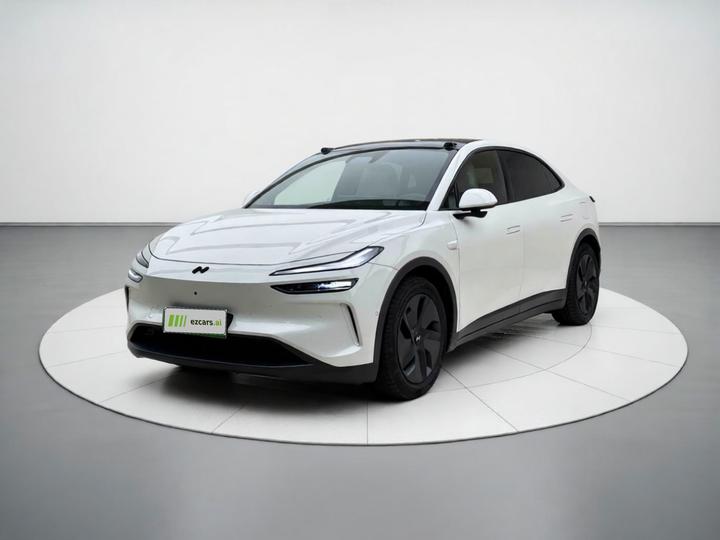 L60 2024 60kWh RWD