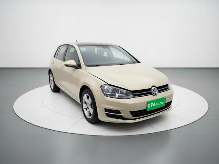 Golf 2016 230TSI AT Comfort photo 3