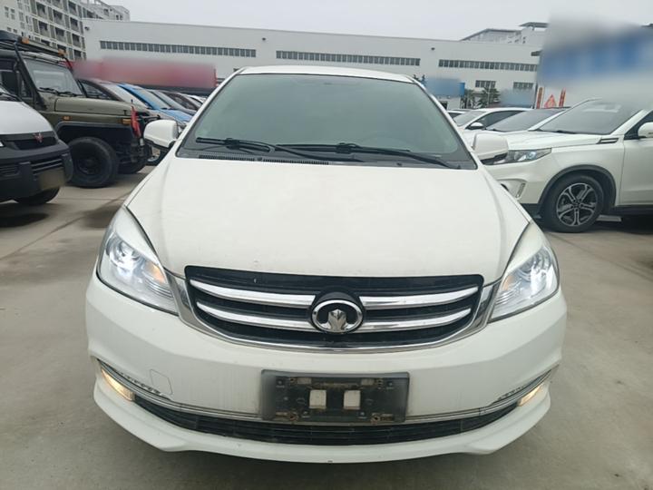 C30 2015 1.5L MT Comfort photo 2