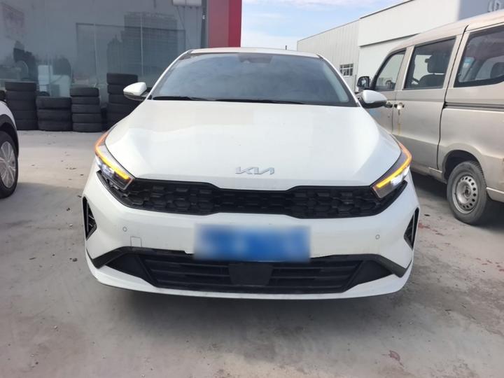 K3 2024 1.5L CVT Luxury Smart photo 2