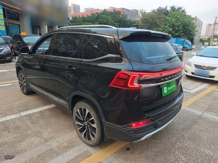 Forthing T5 2018 230T CVT photo 4