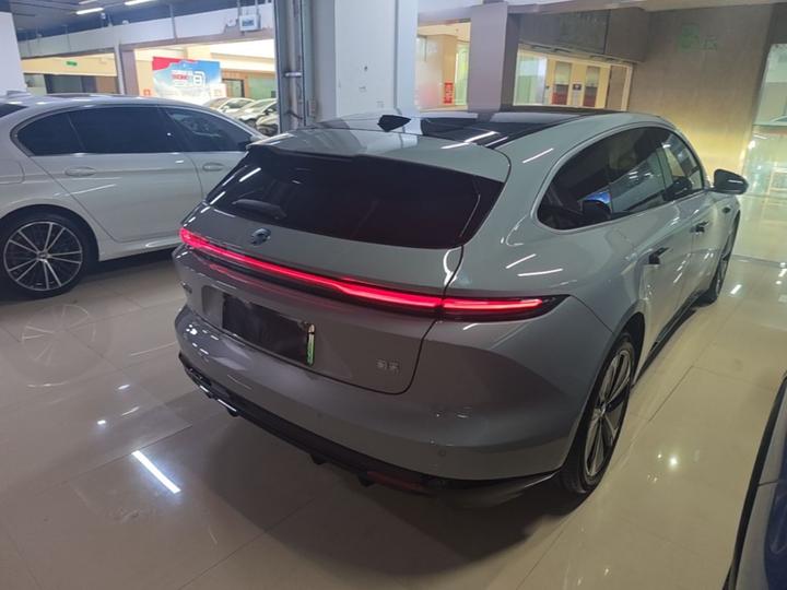 ET5T 2025 75kWh Touring photo 6