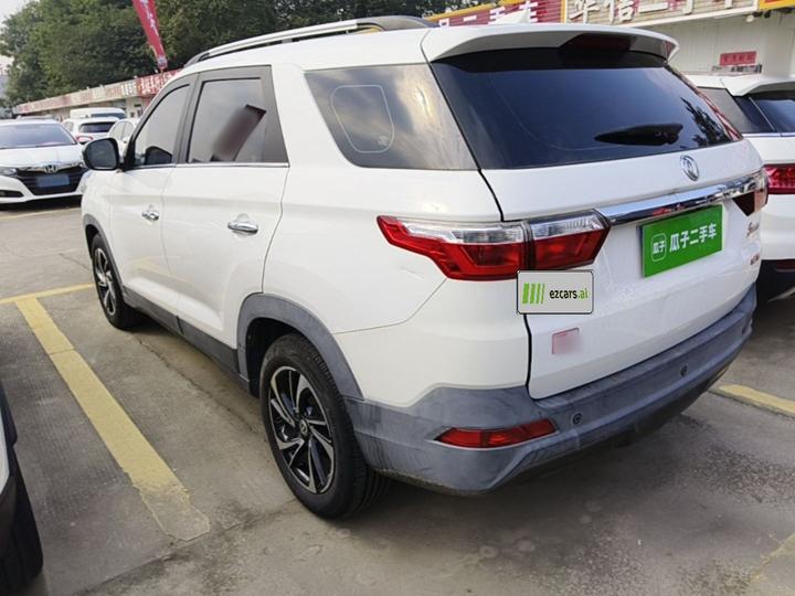 Fengon S560 2018 1.8L CVT Connected 7-Seater photo 4