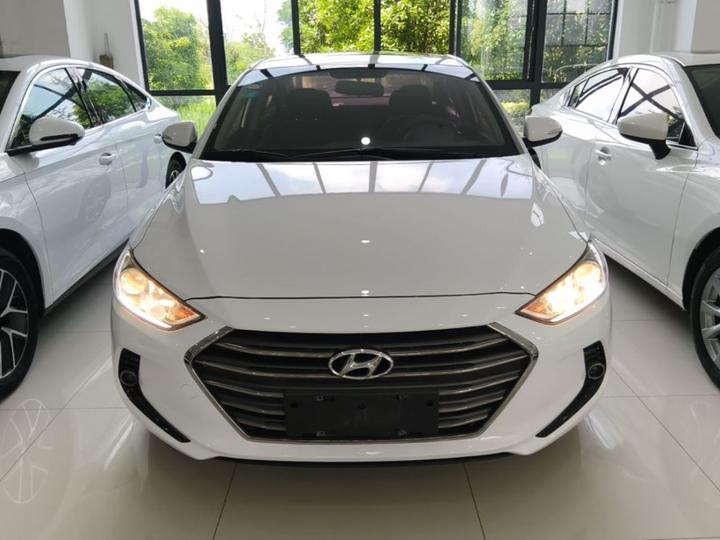 Elantra 2016 1.6L AT Smart Elite photo 2
