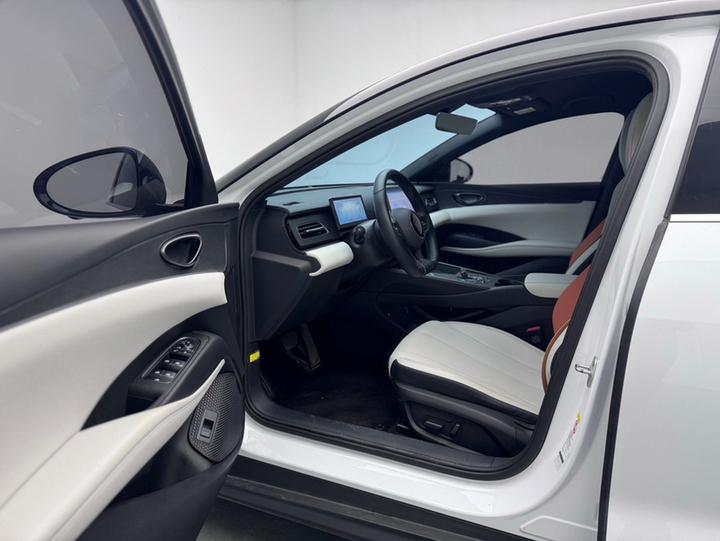 Seal 06 EV 2024 DM-i 80KM Premium photo 7