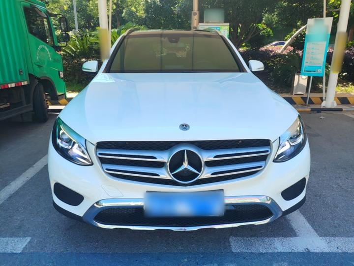 GLC 2018 Facelift GLC 200 4MATIC photo 2