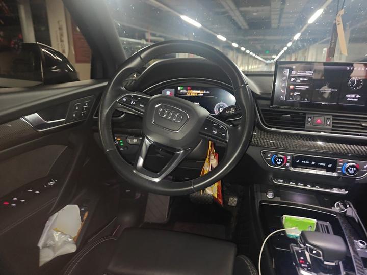Q5L Sportback 2021 45 TFSI photo 7