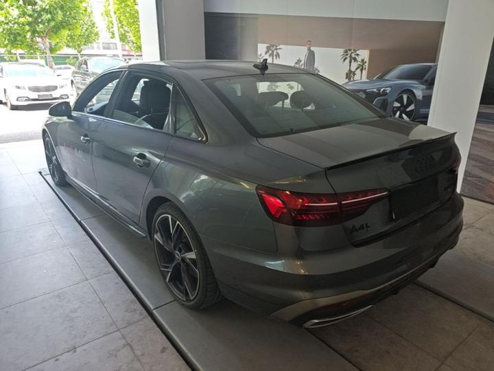 A4L 2024 40 TFSI quattro RS photo 4