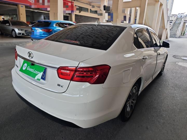 BAIC D70 2018 Performance 1.8T Comfort photo 6