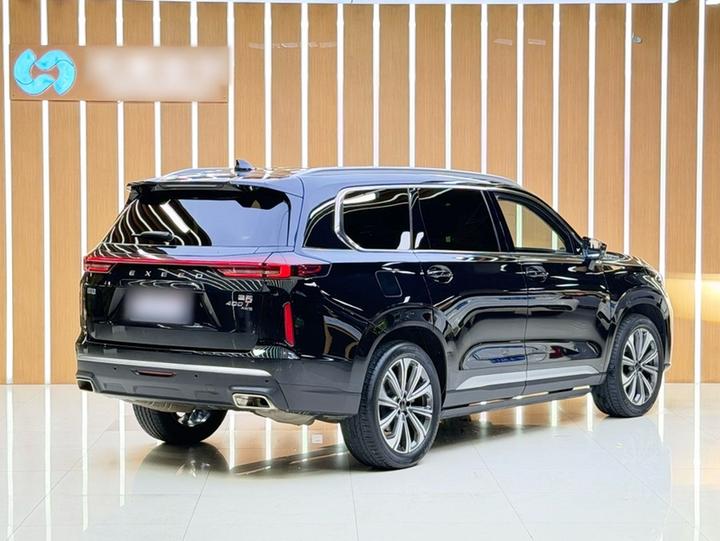 2025 400T AWD Starlight 7-Seater photo 4