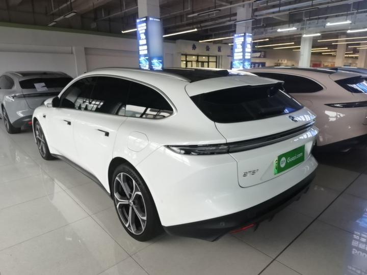 ET5T 2024 75kWh Touring photo 4